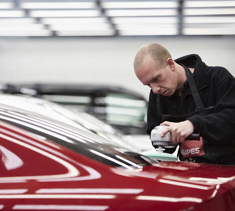 parramatta smash repair technician polishing car